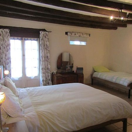 Thesecretgarden-France Bed and Breakfast Saint-Pierre-du-Lorouër Εξωτερικό φωτογραφία