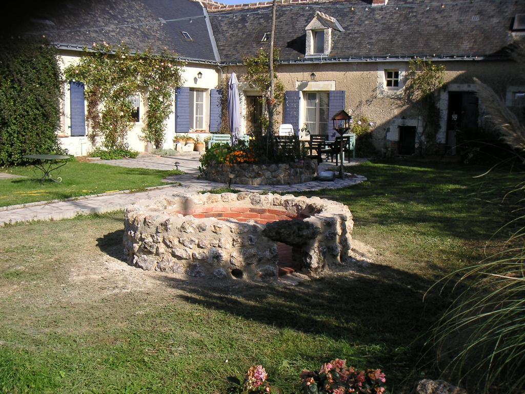 Thesecretgarden-France Bed and Breakfast Saint-Pierre-du-Lorouër Εξωτερικό φωτογραφία