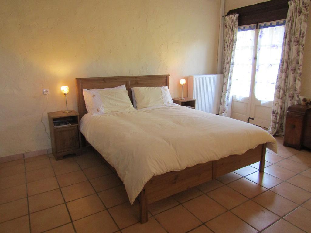 Thesecretgarden-France Bed and Breakfast Saint-Pierre-du-Lorouër Εξωτερικό φωτογραφία